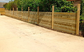 Shows all but the last two levels of T&G boards on the 1.8mt high fence line.