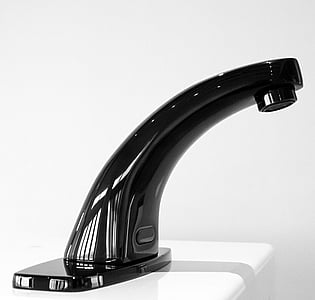 ET2-OL10 in high gloss black