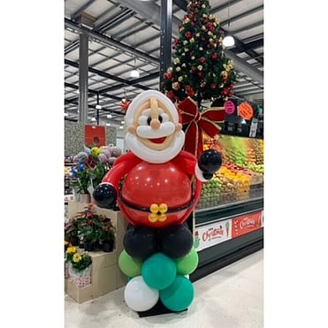 Giant Balloon Santa for Gate Pa New World | Character Balloons Tauranga