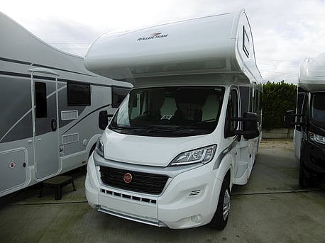 2020 6 berth 5 seat belts auto roller