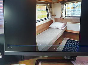 single bed or kind size bed 5' by 6'11''