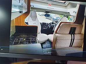 2x front captain chairs