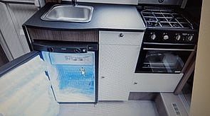 large fringe, same size as you would have at home, double oven and grill