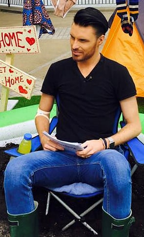 Ryland wearing hayfever band on ITV's 'This Morning'