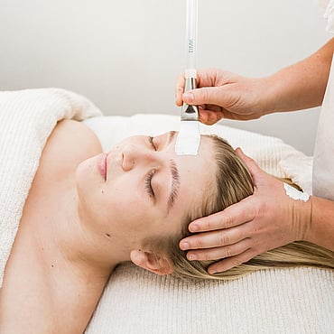 Body Beautiful Retreat | Instant Face Lift | Brisbane Beauty Salon