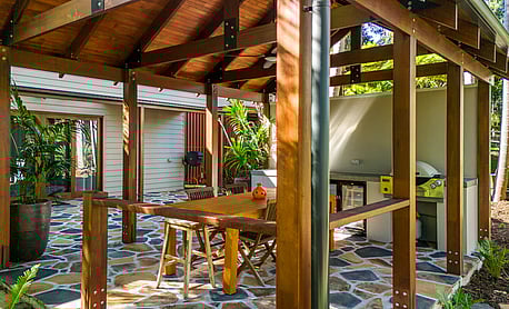 Outdoor entertaining area, Clunes