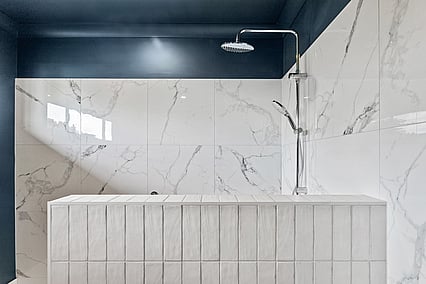 Bathroom renovation, Tintenbar