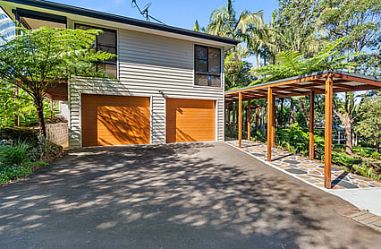 Outdoor entertaining area and breezeway, Clunes