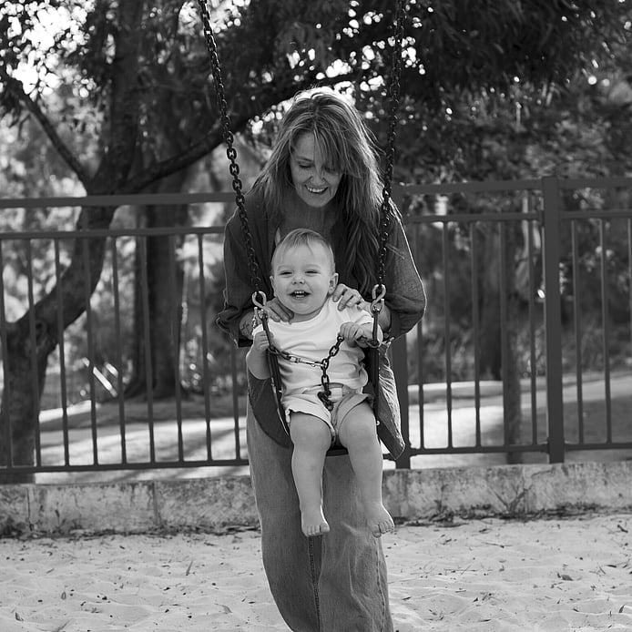 Family shoot Sir James McCusker Park
