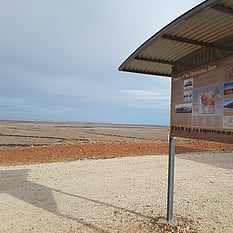 Outback information signane
