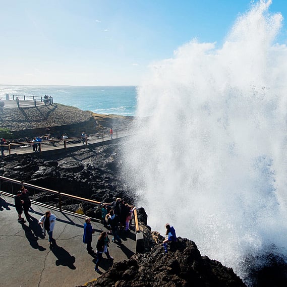 Tourists at the Kiama Blowhole