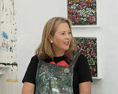 Curious Idealist: Lynne Sandri on challenging norms, getting started and becoming a full time artist.