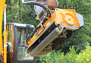Light flail mower for excavators GHL