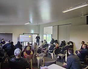 The right hands make light work...