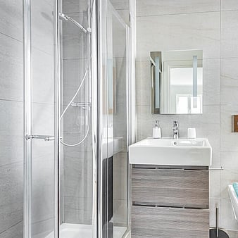 Bathroom Hendon Park View