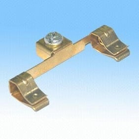 Dual sprung metal contact
