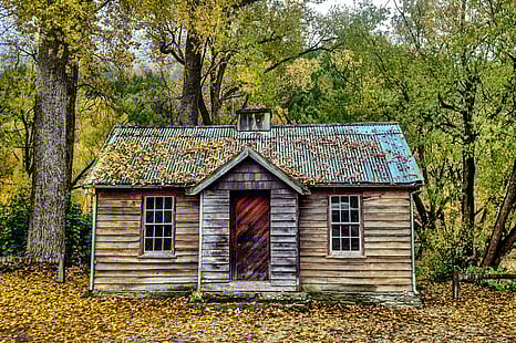Arrowtown Old Gold Store Autumn 12"x18"