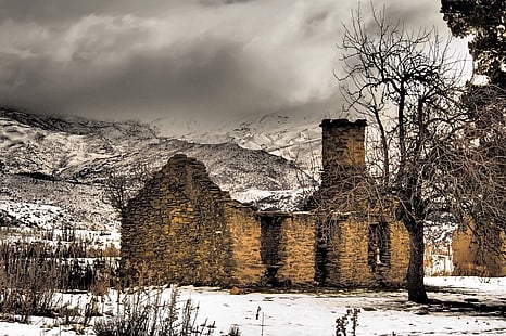 Stewart Town Winter Scene 12"x18"