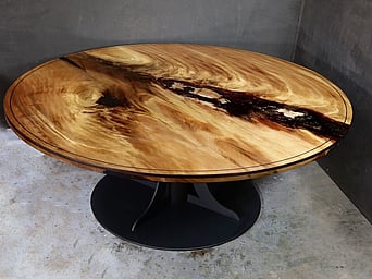 Kauri round table