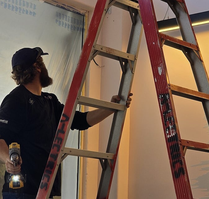 Data cabling electrician