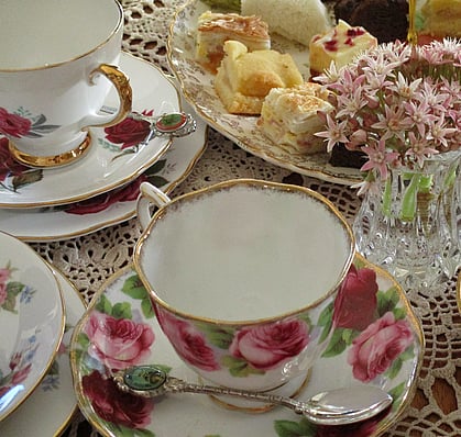 high tea and afternoon tea