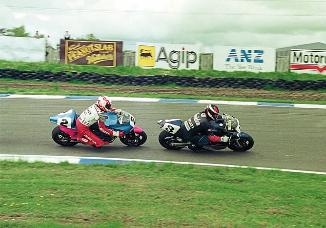 Robert Holden (3) Jason McEwen (Britten V1100.)