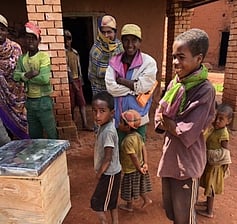 Peanut farming communities