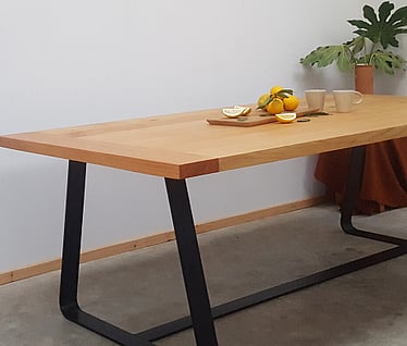 Four Leaf Furniture designed by Chris from Raglan Tiny Homes