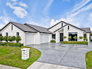 SOLD - 196 St James Dr, St James$1,005,000