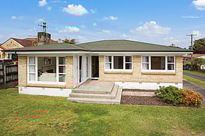 SOLD - 27 Grey St, Hamilton East$745,000