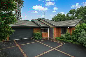 SOLD - 55 Tuirangi St, Flagstaff$1,045,000