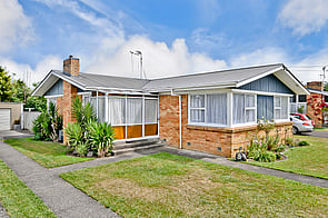 SOLD - 9 Larnach St, St Andrews$510,000