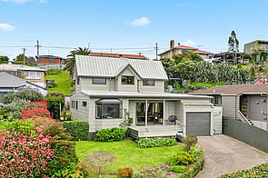 SOLD - 29 Glendale Dr, Dinsdale$750,000