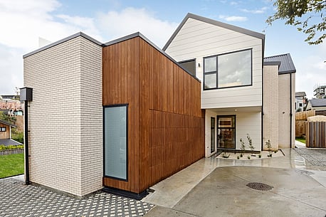 Lt 5, 15 Lake Domain Drive - Hamilton Lake$1,599,000