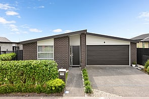SOLD - 36 Voight Ave, Chartwell$850,000