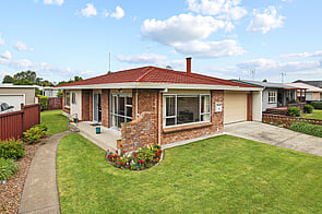 SOLD - 14 Hilton Rd, St Andrews$805,000