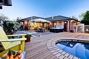 SOLD - 4 Farnah Green, Flagstaff$835,000