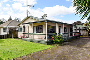 SOLD - 2 Cussen St, Chartwell$625,000