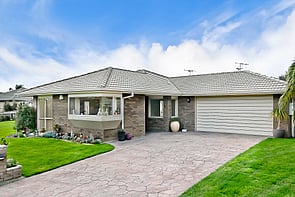 SOLD - 9 Mangakoea Pl, St Andrews$580,000