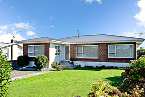 SOLD - 301 Clarkin Rd, Fairfield$535,000