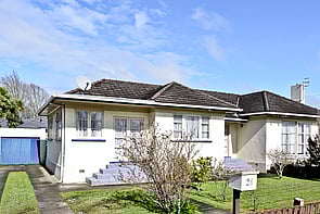 SOLD - 26 Bains Ave, Hamilton East$474,000