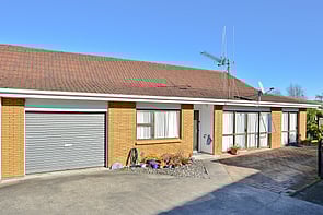 SOLD - 52c Naylor St, Hamilton East$435,000