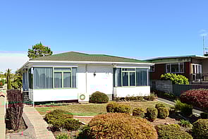 SOLD - 52 Glenview Tce, Glenview$555,000