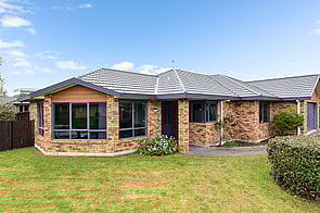 SOLD - 23 Nottingham Dr, Hamilton East$855,000
