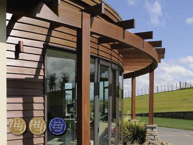 Montgomerie house, national gold reserve award, life members supreme award, waikato house of the year and gold award winners in 2004