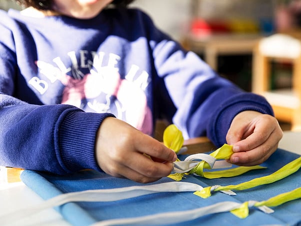 Sensorial materials encouraging coordination and focus