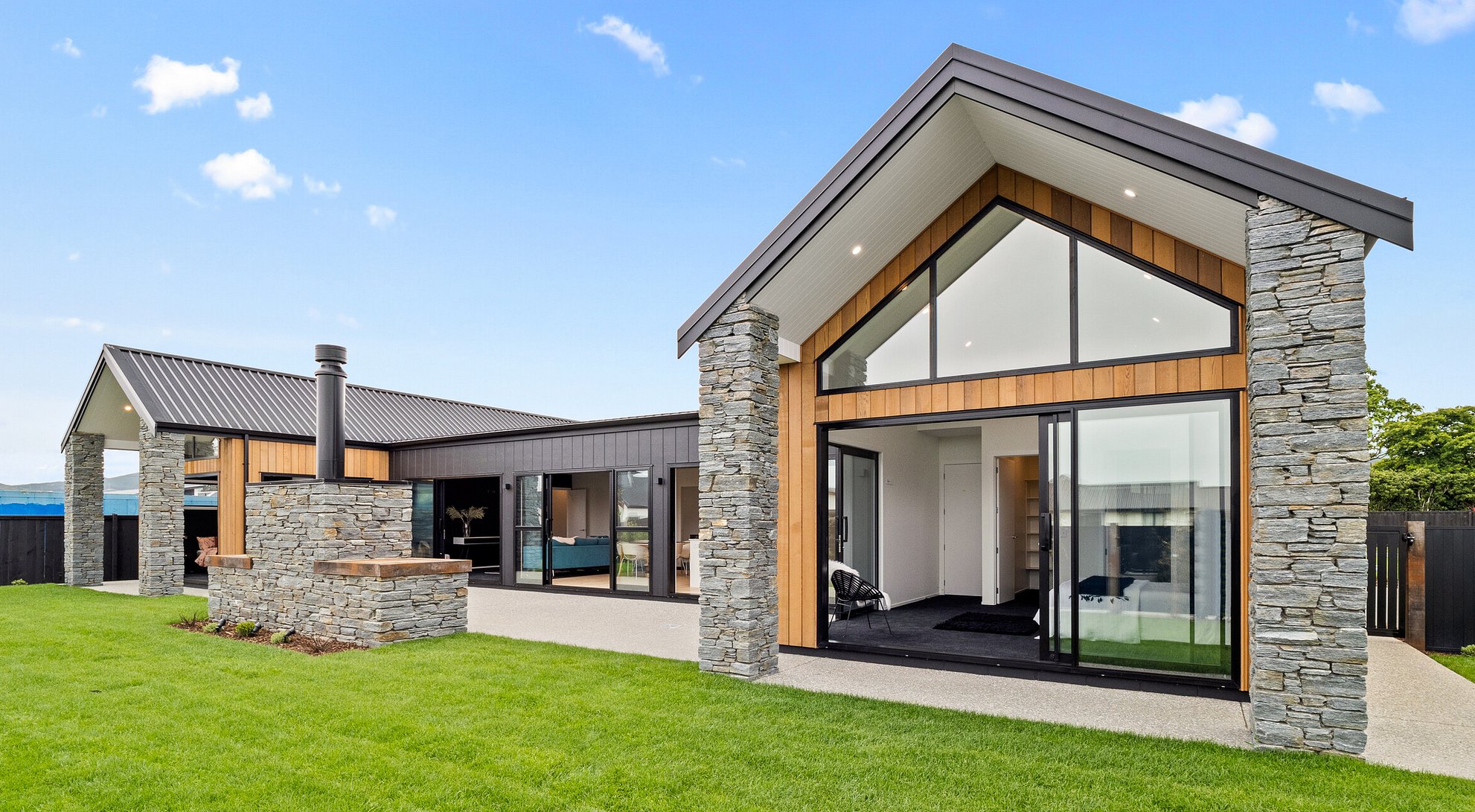 Full exterior image of Dundee Road house development. MJW Homes. Dunedin, Otago. NZ.
