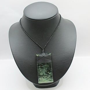 NZ Greenstone Manaia Necklace