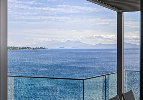 Front Deck - Lakefront Unit Accommodation Taupo New Zealand