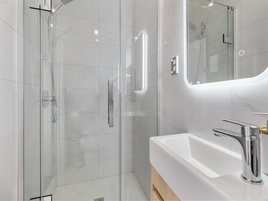 Image of bathroom at residential new build family home on Subritzky Avenue, Mount Roskill, Auckland. Built by Auckland builders, Eden Construction. New Zealand.